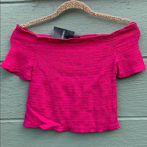 3/$15!   Off Shoulder Crop Top - Picture 4 of 5